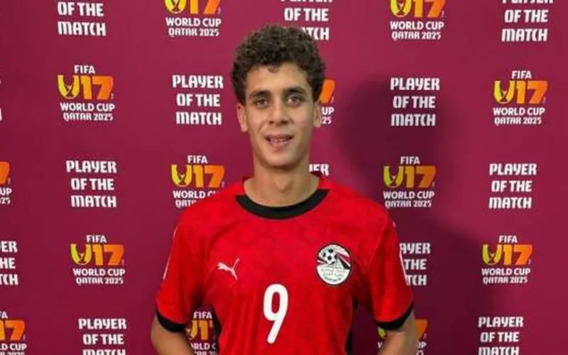 نادي الأهلي يحدد سعر بيع حمزة عبد الكريم إلى برشلونة